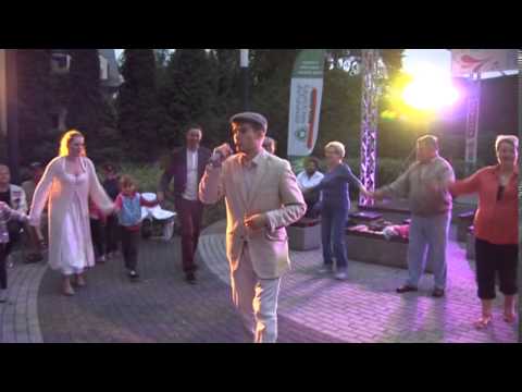 "Oj ry, oj ry, oj rydzu mój" - potańcówka retro z "Pijaną sypialnią"