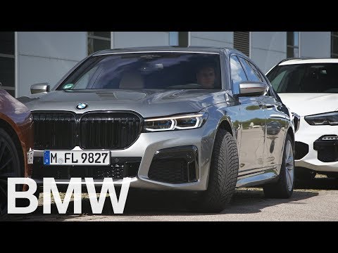 Automatically leave a parking spot – BMW How-To