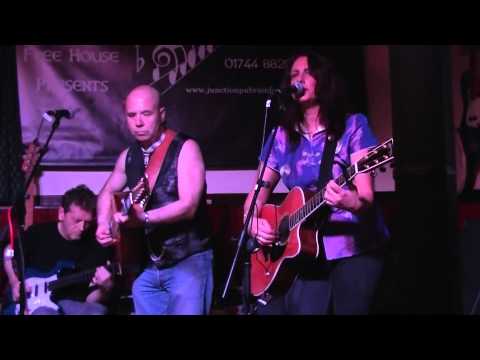 The Travellers Song -  Linda Campbell & Paul Turner ft Davy Edge -  Junction, Rainford