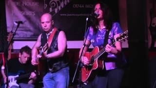 The Travellers Song -  Linda Campbell & Paul Turner ft Davy Edge -  Junction, Rainford