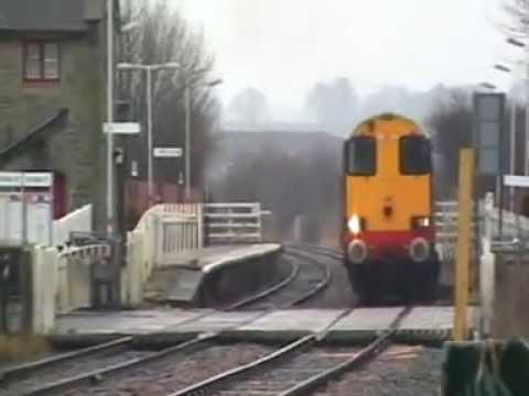 20304 Top'n'Tail 20303 6C51 Sellafield - Heysham flasks in/out of Morecambe 2nd November 2010