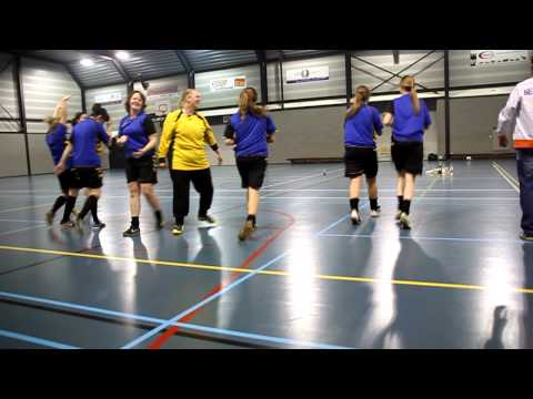 DZV'82 Da1 - GVC Da1 - Kampioen DZV'82 Da1 na een 11-1 overwinning