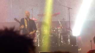 BLØF - Hoe Het Voelt (Om Vrij Te Zijn) (met Big, Black & Beautiful) @ Concert at SEA 2013