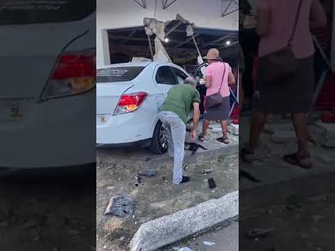 acidente com 2 carros em Linhares espírito santo