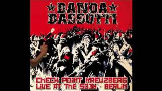 Banda Bassotti feat. Ozulù 99Posse - Rigurgito Antifascista
