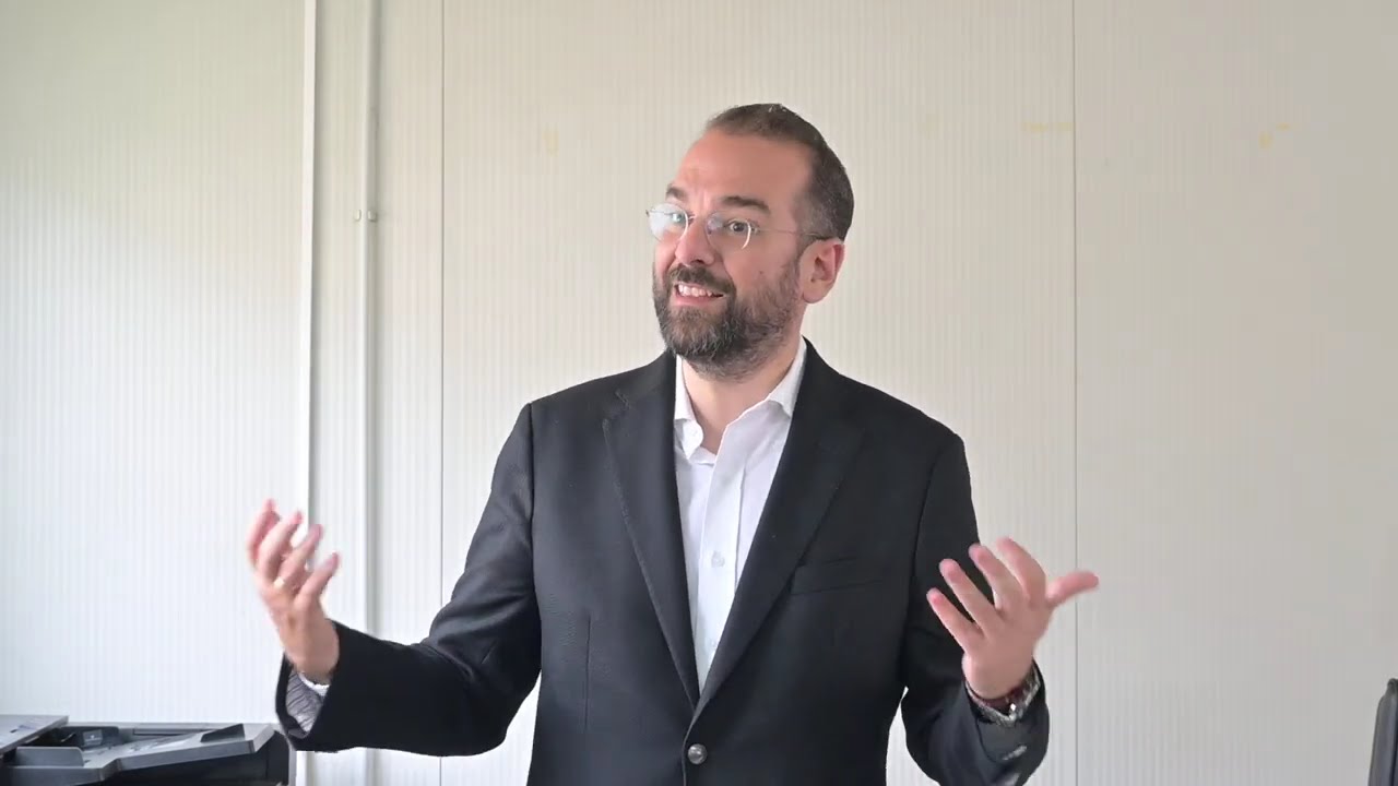 ΝΕΚΤΑΡΙΟΣ ΦΑΡΜΑΚΗΣ Ι ΥΠΟΓΡΑΦΗ ΣΥΜΒΑΣΗΣ ΕΝΕΡΓΕΙΑΚΗΣ ΑΝΑΒΑΘΜΙΣΗΣ ΝΟΣΟΚΟΜΕΙΟΥ ΑΜΑΛΙΑΔΑΣ