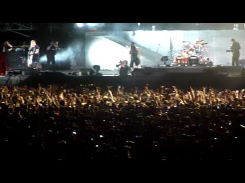 Metallica - For Whom The Bell Tolls (live at Yankee Stadium)
