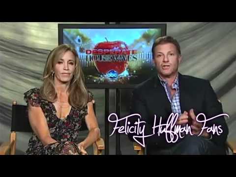Felicity Huffman And Doug Savant On 7Online 30.9.11