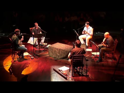 CASUARINA - Lá Vem a Baiana + O Que é Que a Baiana Tem? (100 Anos de Dorival Caymmi)