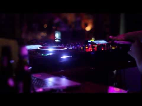 ND/02 ft. Tiefschwarz