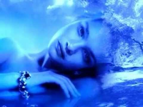 download lagu mp3 mp4 Bela Sanders, download lagu Bela Sanders gratis, unduh video klip Bela Sanders