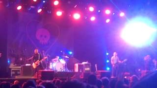 I&#39;m Only Here To Disappoint - AlkalineTrio, Live @ Groezrock 2014