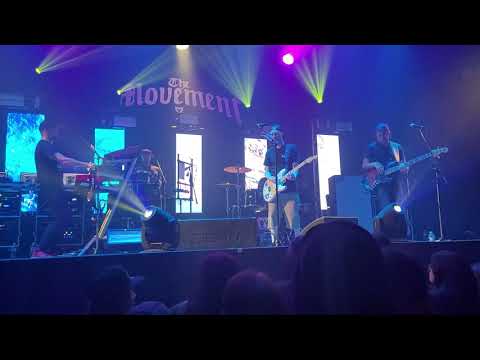 The Movement performs Take me to the ocean (live) at The Catalyst