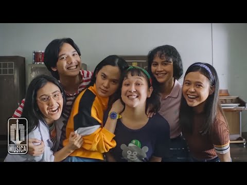 BEBAS (OST. Bebas) - Iwa K, Sheryl Sheinafia, Maizura, Agatha Pricilla & Cast | Official MV