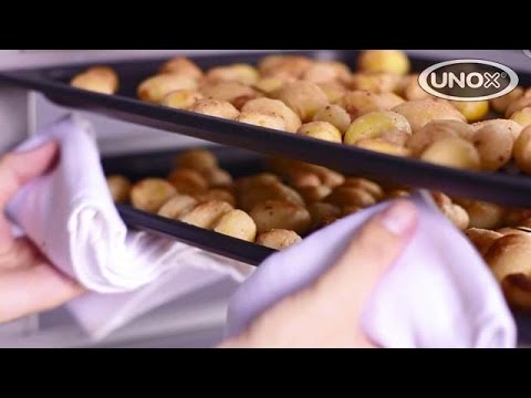 Video How to roast potatoes with ChefLux™