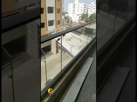 Unique balcony incline handrail