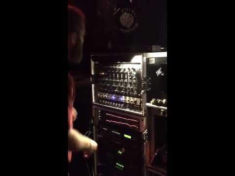 YOUNG VETERAN SOUNDSYSTEM - The Dubfoon sessions 'pt1 Live From Fcbk 2018