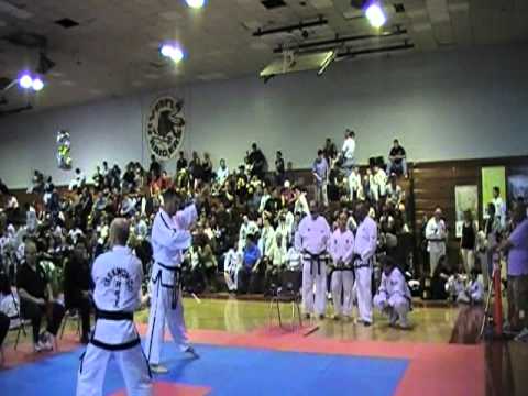 Dragon Star Martial Arts - 5th Dan Pattern, Se-Jong Red-Tiger