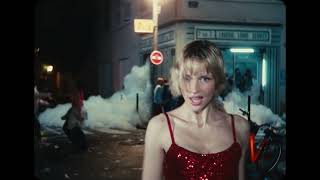 Video zu 'What You Want' ansehen