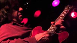 Tony Purrone Trio / Dancing Cadaverous ( Wayne Shorter cover)