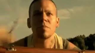 Calle 13 un Beso de Desayuno