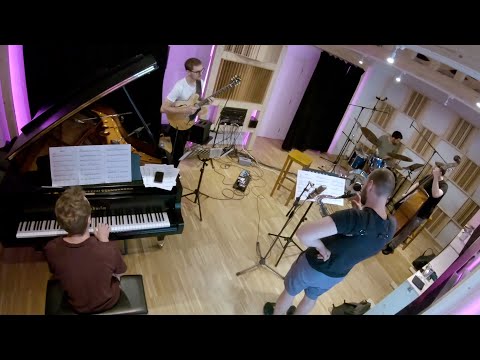 Raphael Käfers Constellation Project - Locked Out