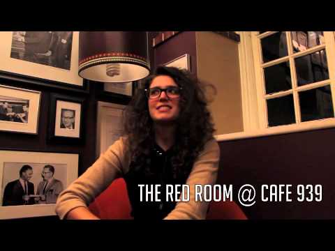Artist Interview with Evelyn Horan at The Red Room @ Cafe 939