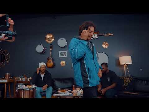 Warm Brew & Hot Chicken with Red Bull | CVSTLE COUCH 001