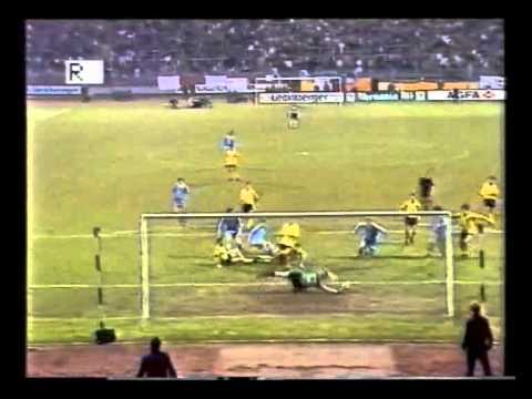 Bayer Uerdingen - Dynamo Dresden. CWC-1985/86  (7-3)