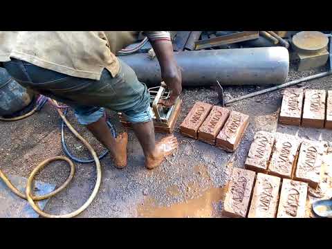 Mini box type clay bricking machine