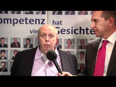 Calli Calmund gratuliert dem VFR Aalen