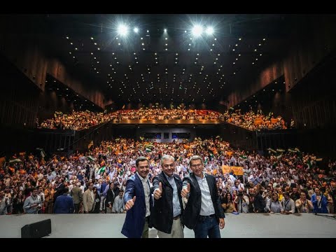 Alberto Núñez Feijóo, Juanma Moreno y José Luis Sanz participan en un acto en Sevilla