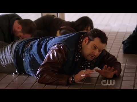 The Flash   Season 4 Episode 16   Run, Iris, Run   New Bus Meta Found