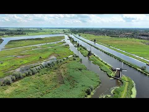 Molens van Kinderdijk, luchtopname 4K