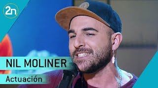 Nil Moliner canta &#39;Soldadito de Hierro&#39; | La 2 Noticias 13/03/2019