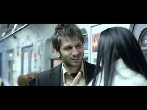 Трейлер Люби мене