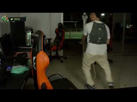 Coscu bailando una noche en Medellín Cris Mj