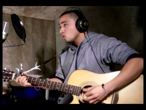 IYAZ Replay live acoustic cover by AaronJams AaronJacob of KindaSmooth Kinda Smooth