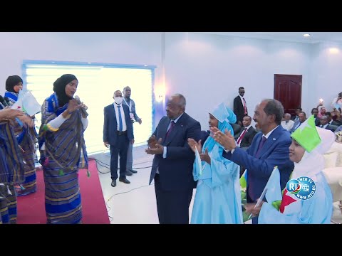 HEESTII / SOKEEYE ILEEN MA DAALO