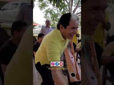 Domingo García Negro Viejo Embraguetao...En Vivo.. #musicallaneramiami