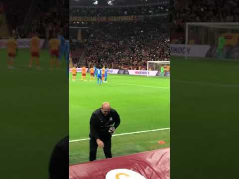 Galatasaray Marseille 25/11/2021 Europa League penalty Arek Milik 4/2 #TeamOM #milik #europaleague