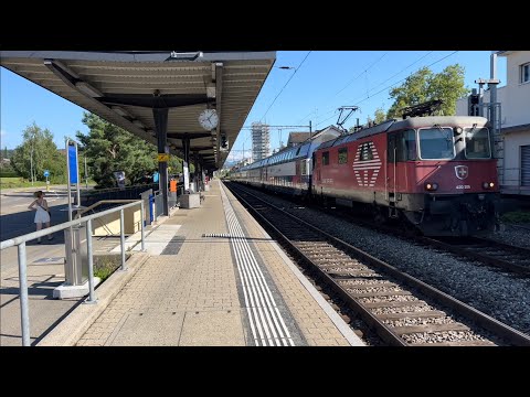 Bahnverkehr in Pfäffikon ZH (11.08.2023)