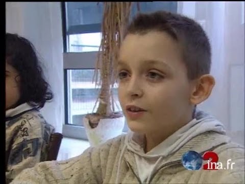 download lagu mp3 mp4 Ecole Evry, download lagu Ecole Evry gratis, unduh video klip Ecole Evry