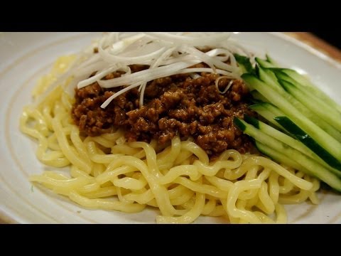 Como fazer Jaa-Jaa japonês / macarrão doce e picante