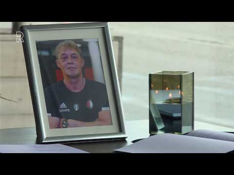 Voetbalwereld rouwt om het overlijden van Carlo de Leeuw