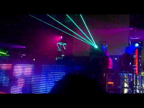 Funkagenda Be / What the F*ck & Dirty South Walking on Dreams vs Sweet Dreams Creamfields 29.08.09