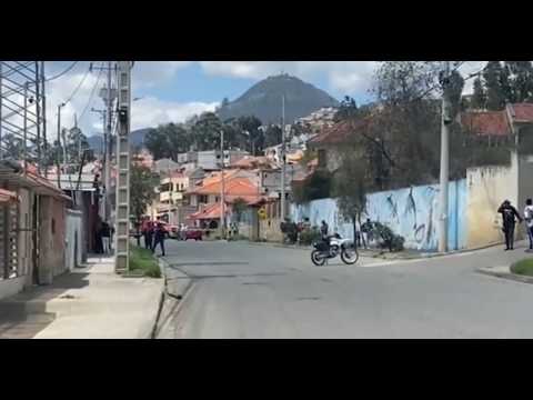 Ocho explosivos aparecen en comercios de Azogues y El Tambo en Cañar