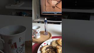 A paz de um lar não acontece sozinha.Criar uma atmosfera é um gesto silencioso. ☕✨ #slowliving