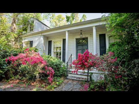 House Abandoned for 25 Years... But the Power's Still On