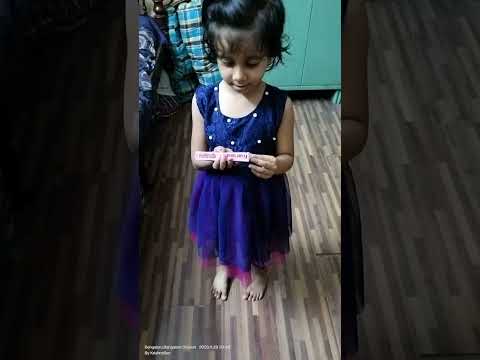 Hanshitha unboxing fruitella 😊😊